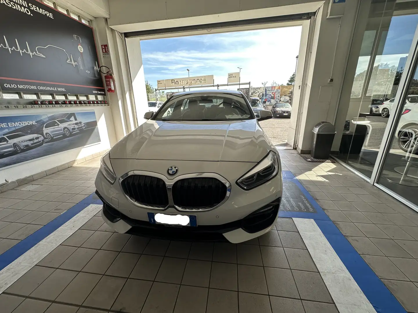 BMW 118 118i Sport 140cv auto Bianco - 1