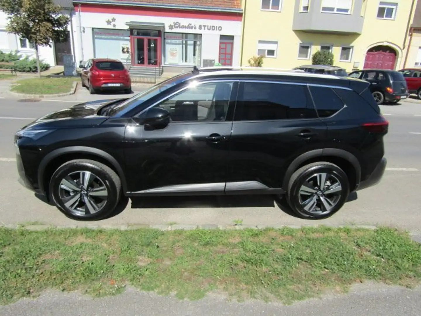 Nissan X-Trail 1,5 VC-T MHEV Xtronic N-Connecta Negru - 1