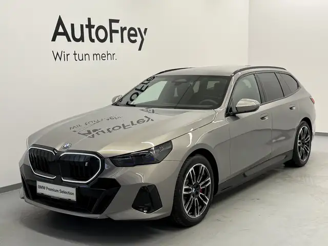BMW i5 xDrive40
