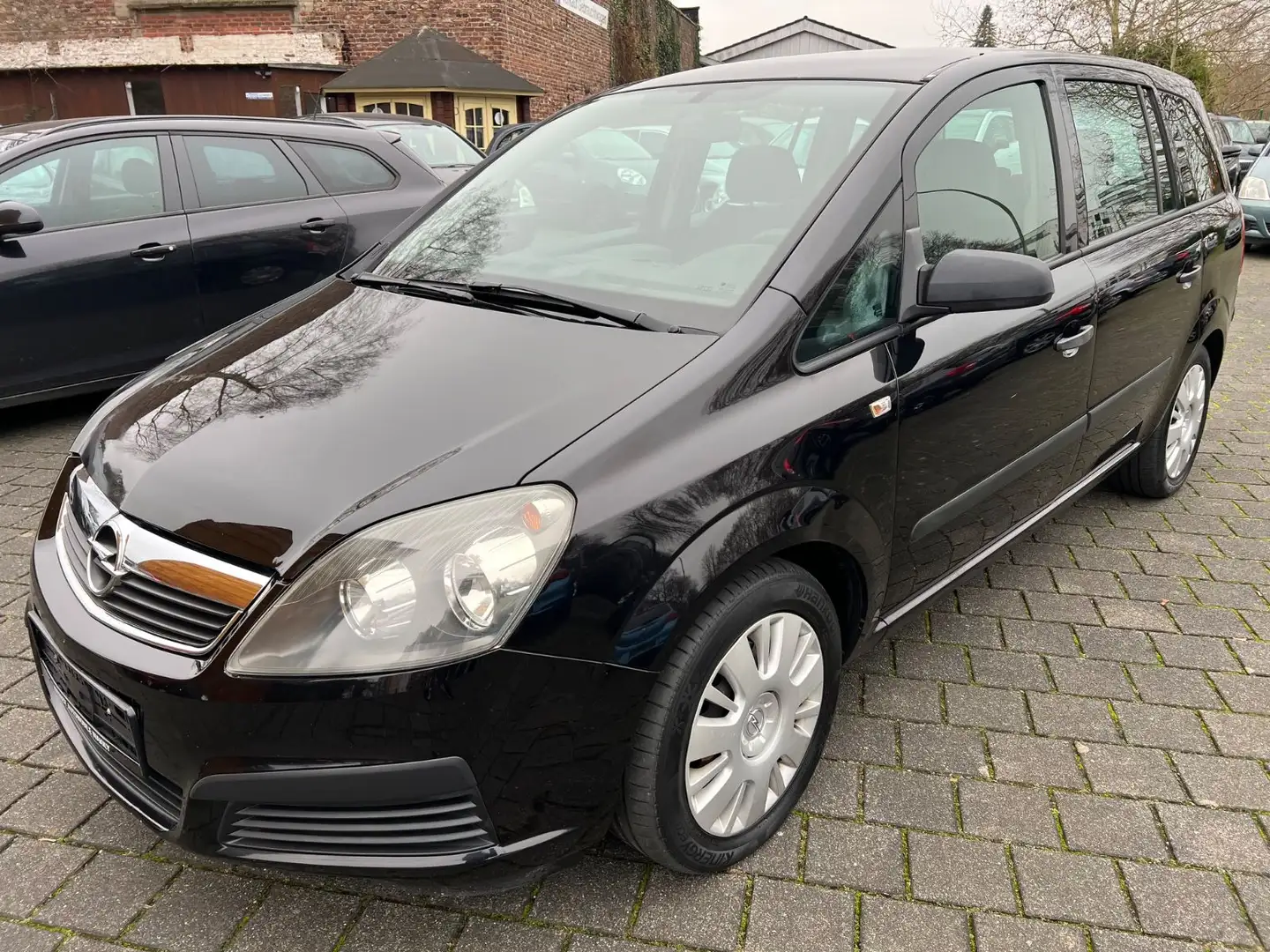 Opel Zafira B 1.6 Basis TÜV/7 Sitzer/KLIMA/TEMPOMAT/+ Noir - 1
