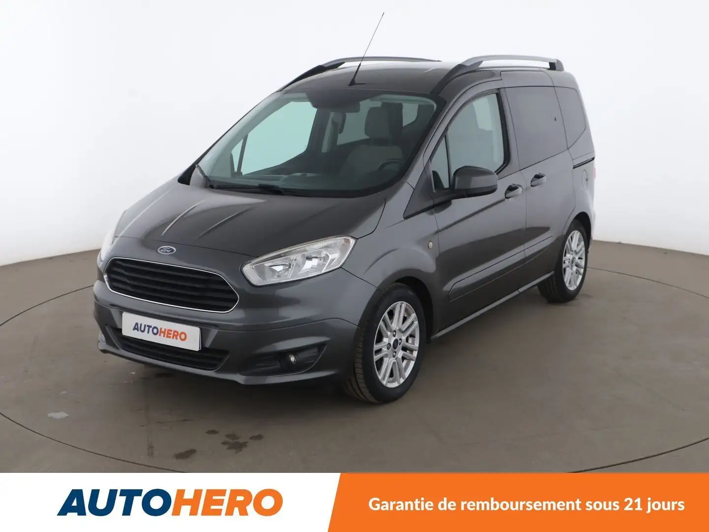 Ford Tourneo Courier 1.0 EcoBoost Titanium Gris - 1