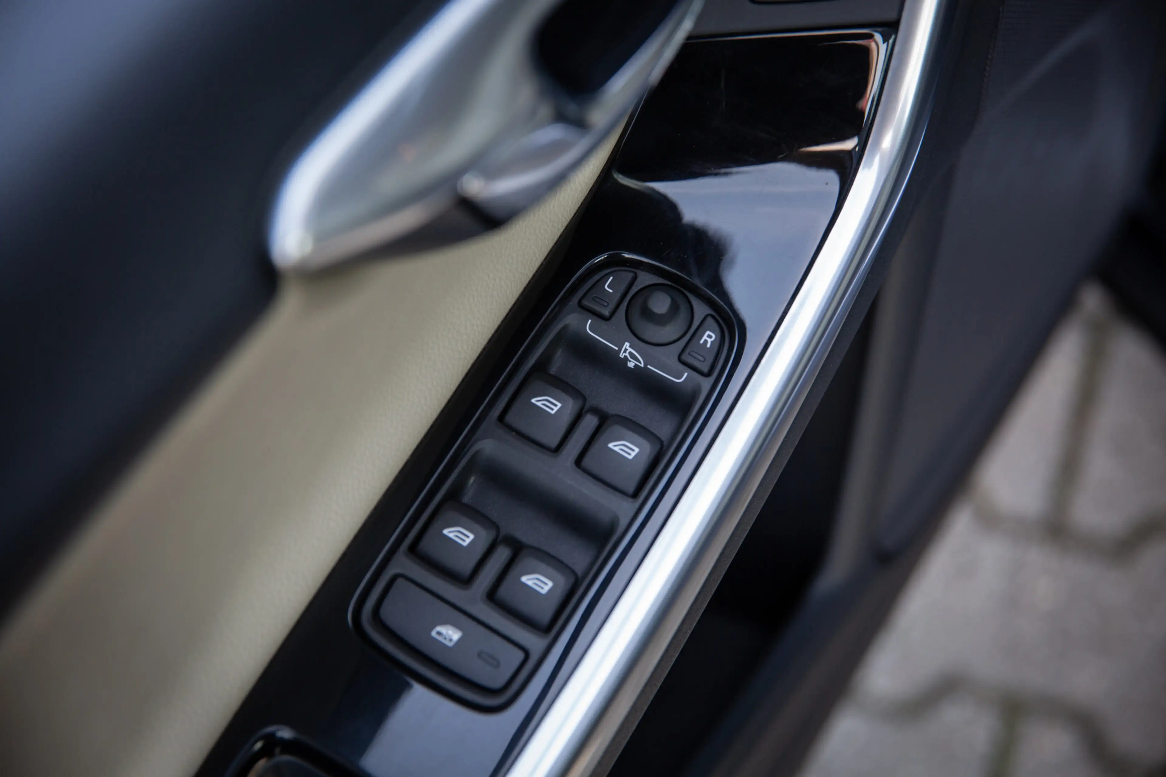 Volvo V60 2.0 T4 Summum , Schuif/Kanteldak, Memory, Leder, C — photo 22