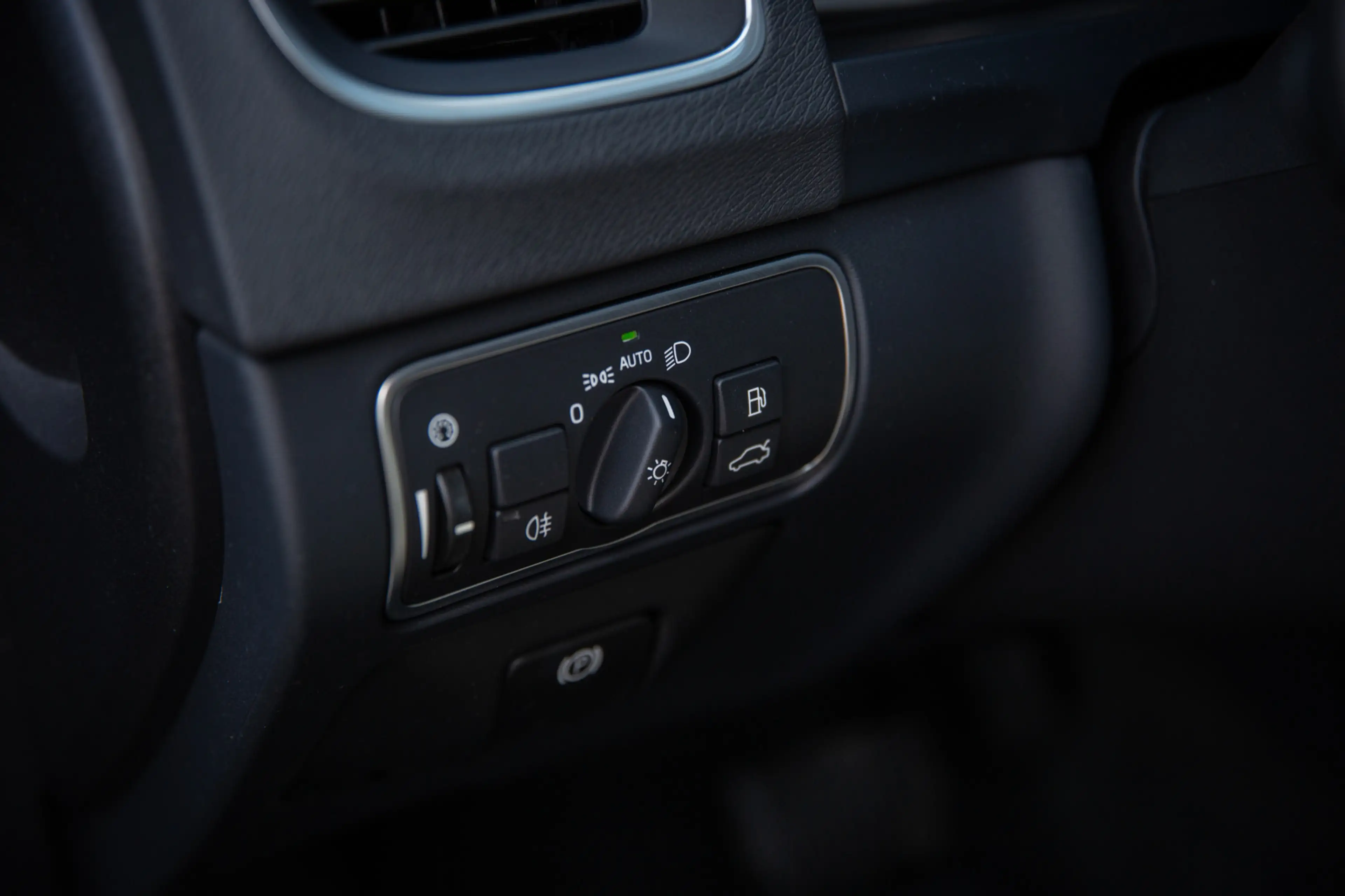 Volvo V60 2.0 T4 Summum , Schuif/Kanteldak, Memory, Leder, C — photo 23