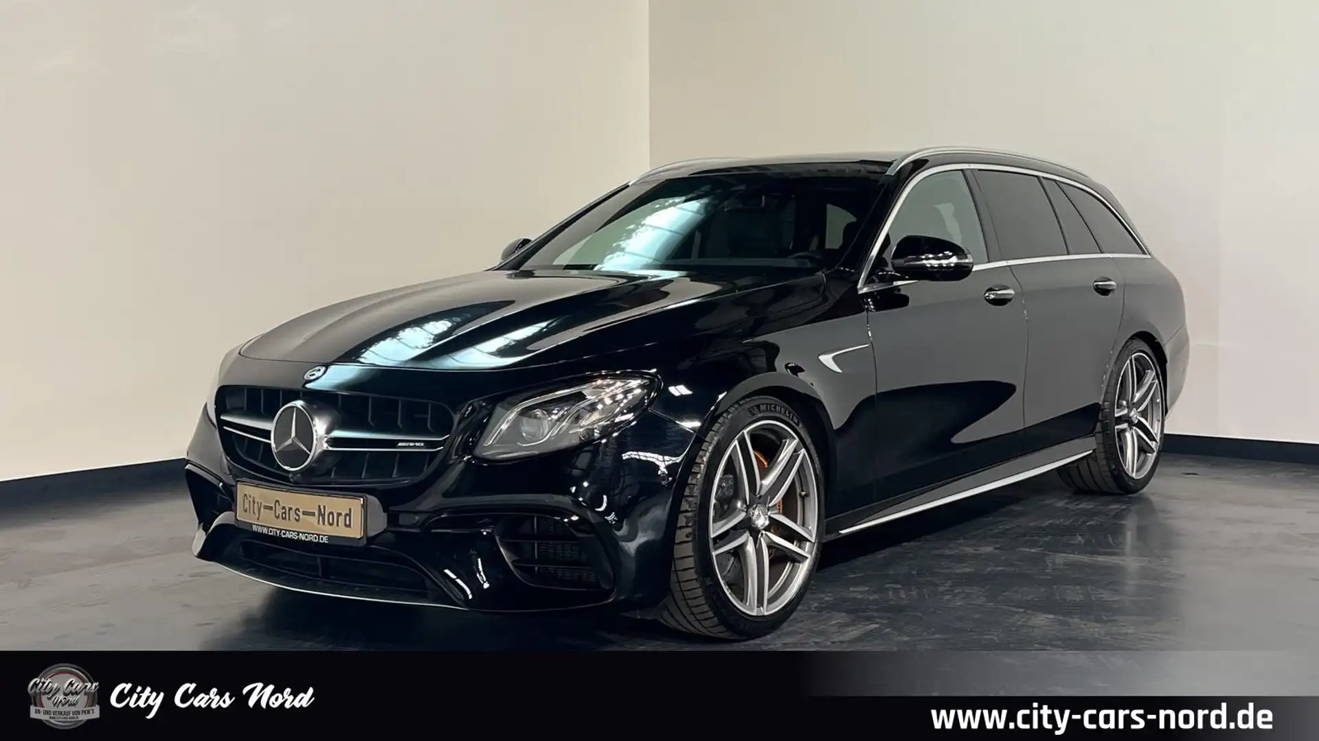 Mercedes-Benz E 63 AMG E 63S AMG 4Matic+  STD.HZ-KERAMIK-360°-HUD-DTR+ Schwarz - 1