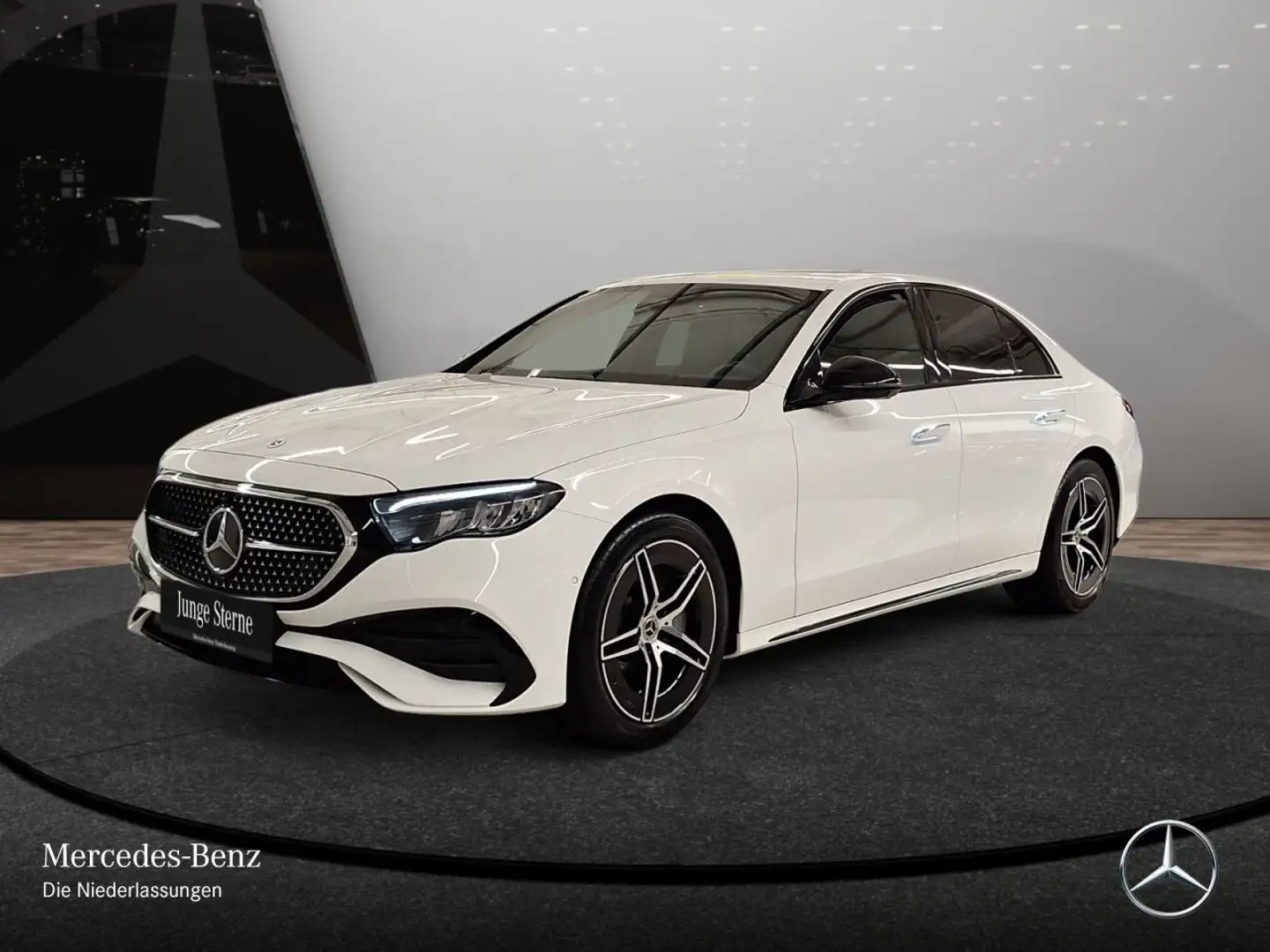 Mercedes-Benz E 200 AMG 360° Burmester Distr+ LED Night PTS 9G Blanc - 2