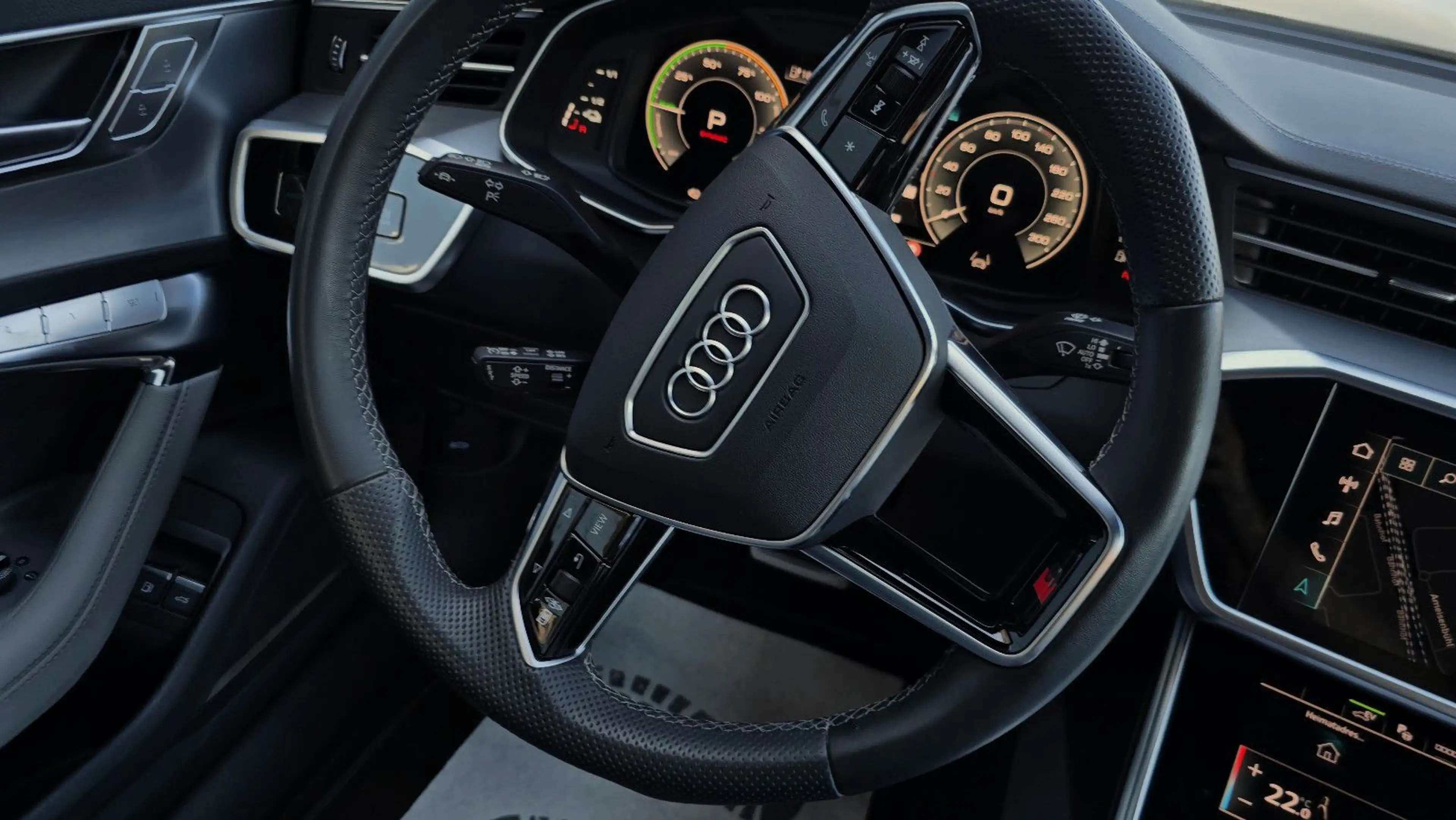 Audi A7 55 TFSI e S tronic quattro Pano/360°/B&O/ACC — photo 12
