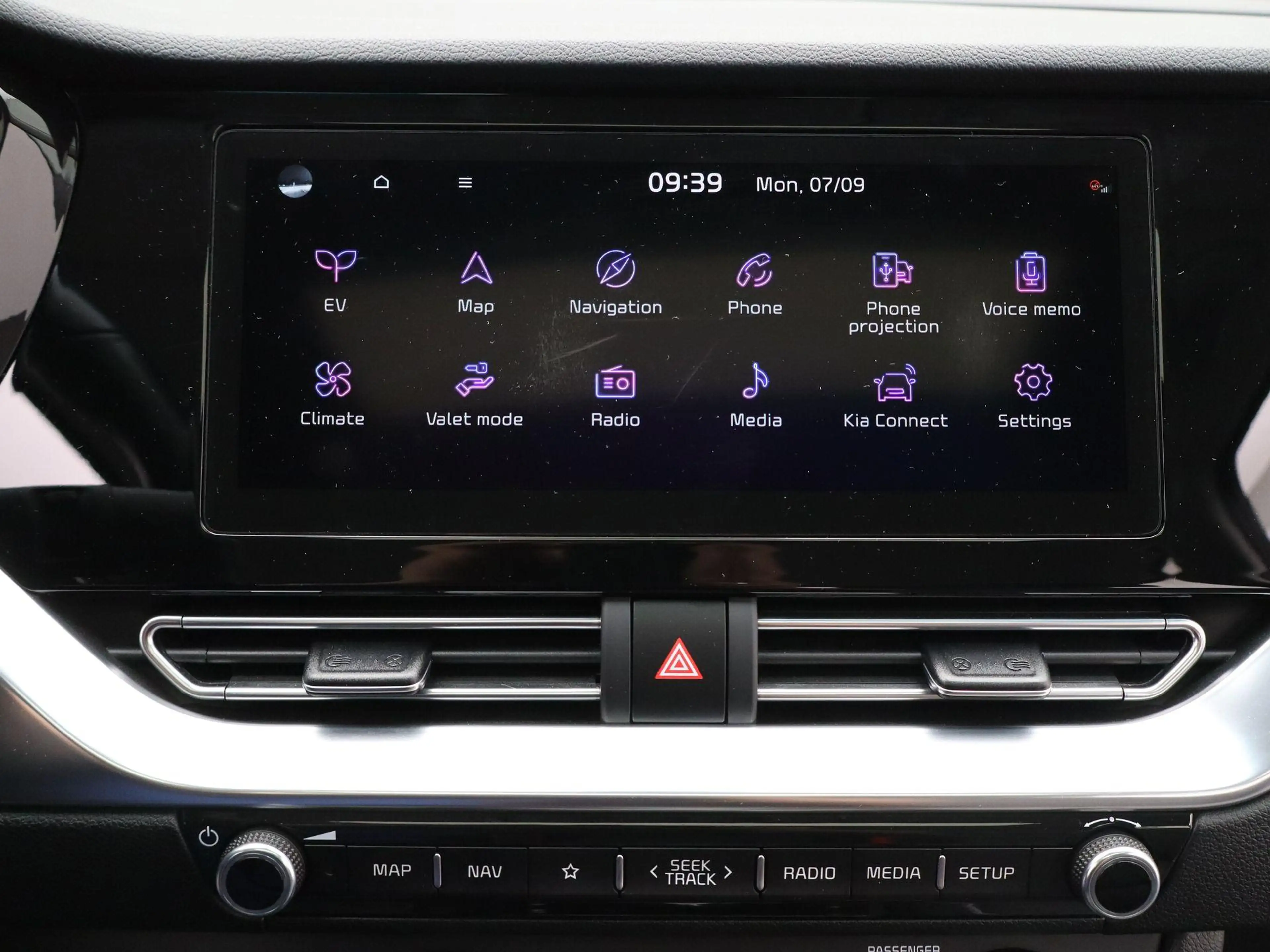 Kia e-Niro DynamicPlusLine 64 kWh Open Dak | Stoelverwarming — photo 15