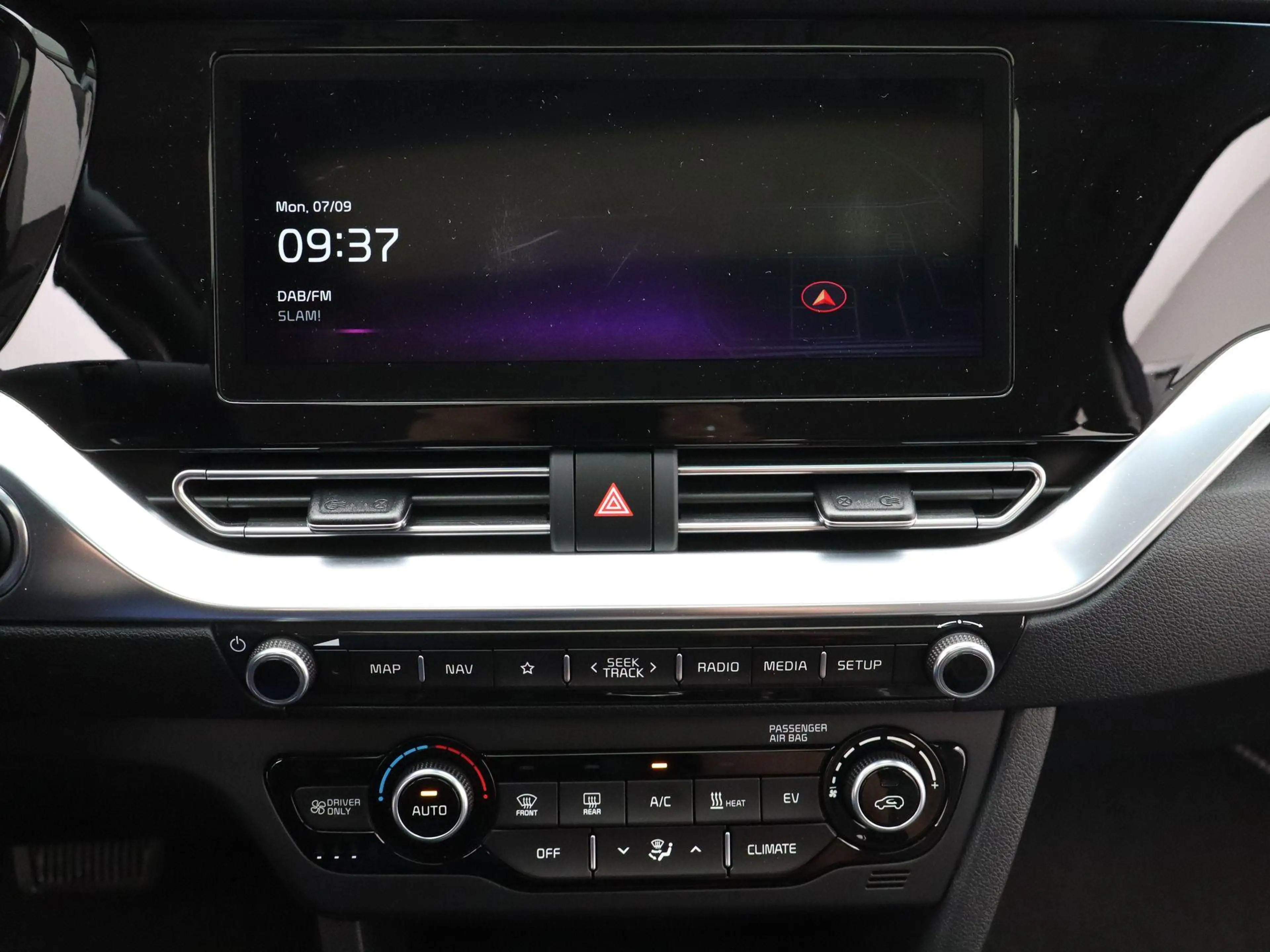 Kia e-Niro DynamicPlusLine 64 kWh Open Dak | Stoelverwarming — photo 14