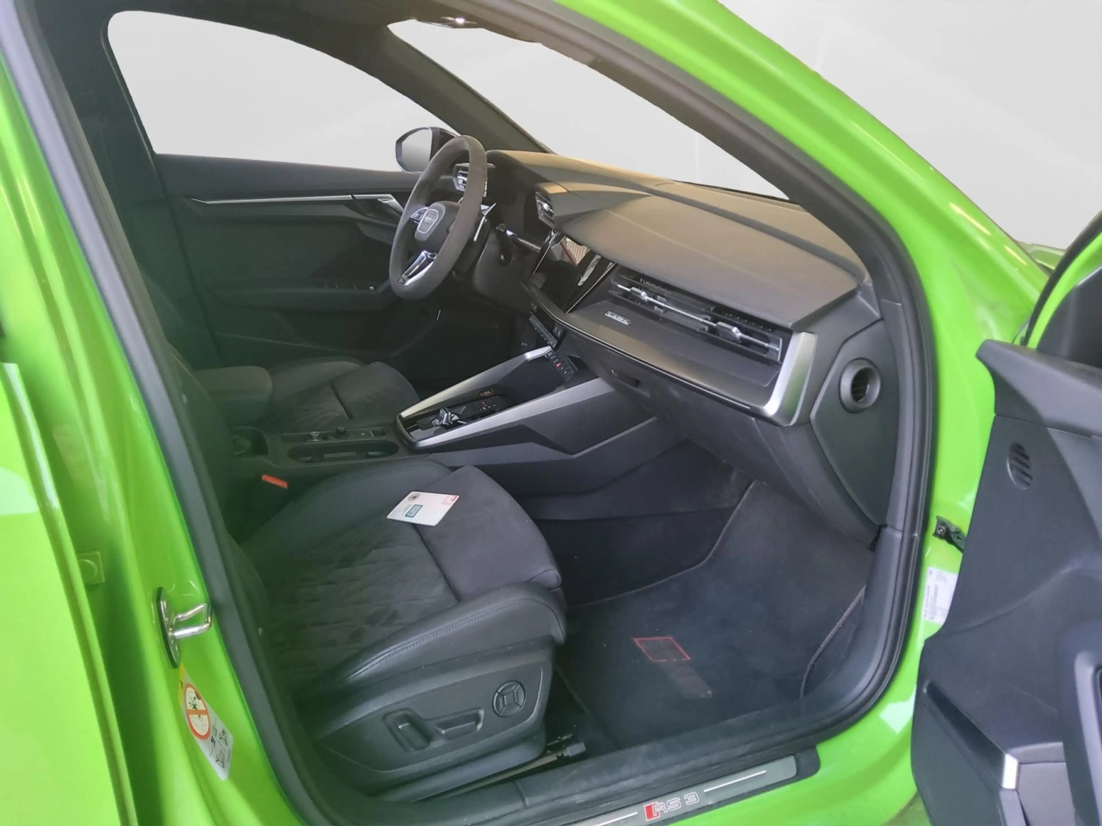 Audi RS3 2.5 TFSI quattro S-tronic B&O/Pan — photo 3