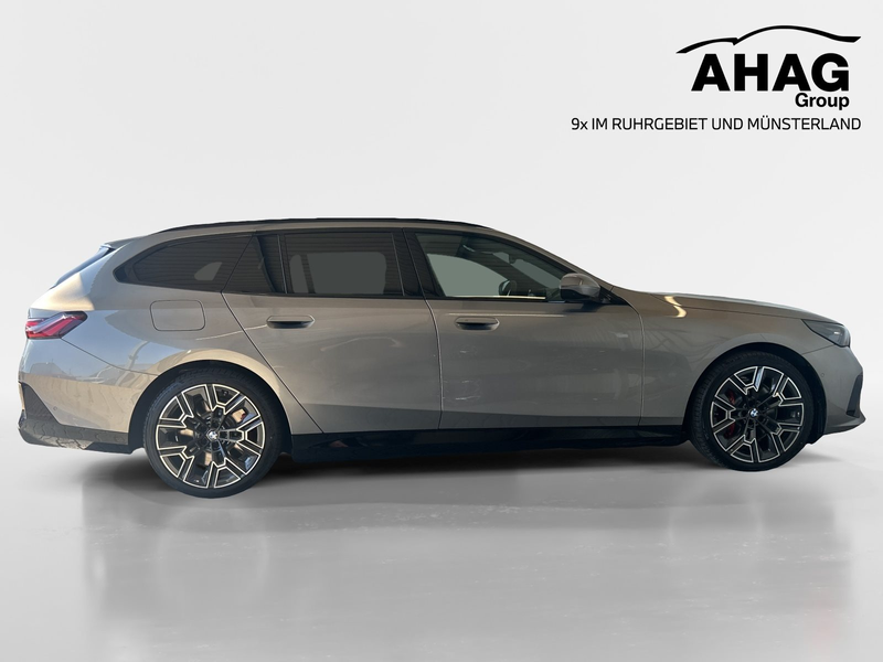 BMW 550 e xDrive — photo 3