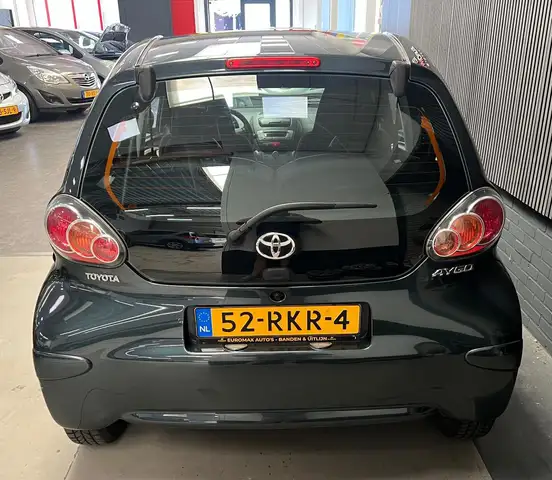Toyota Aygo view 10