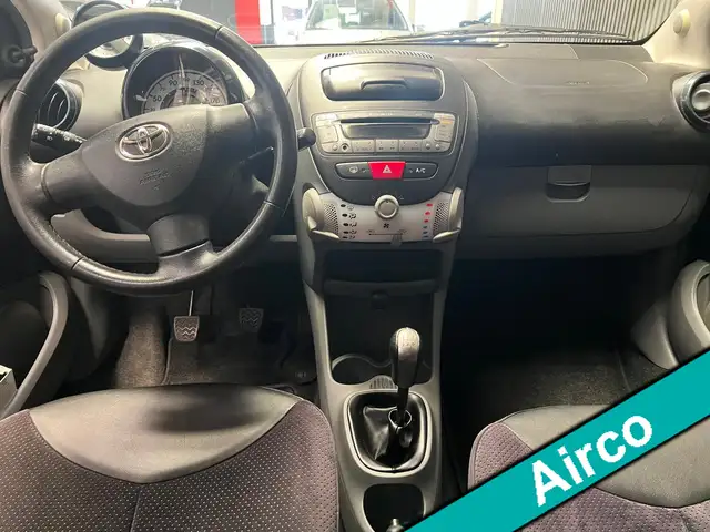 Toyota Aygo view 3
