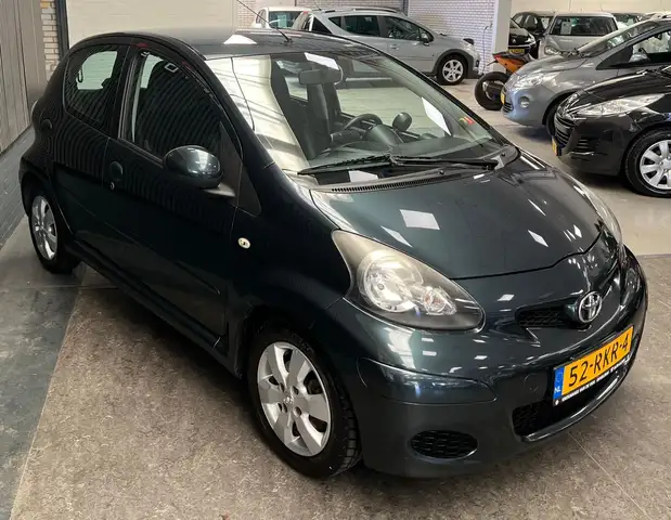 Toyota Aygo view 14