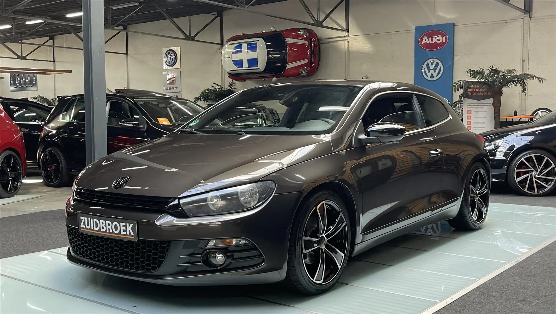 Volkswagen Scirocco 1.4 TSI Uniek!! Clima!! Navi!! Brązowy - 1