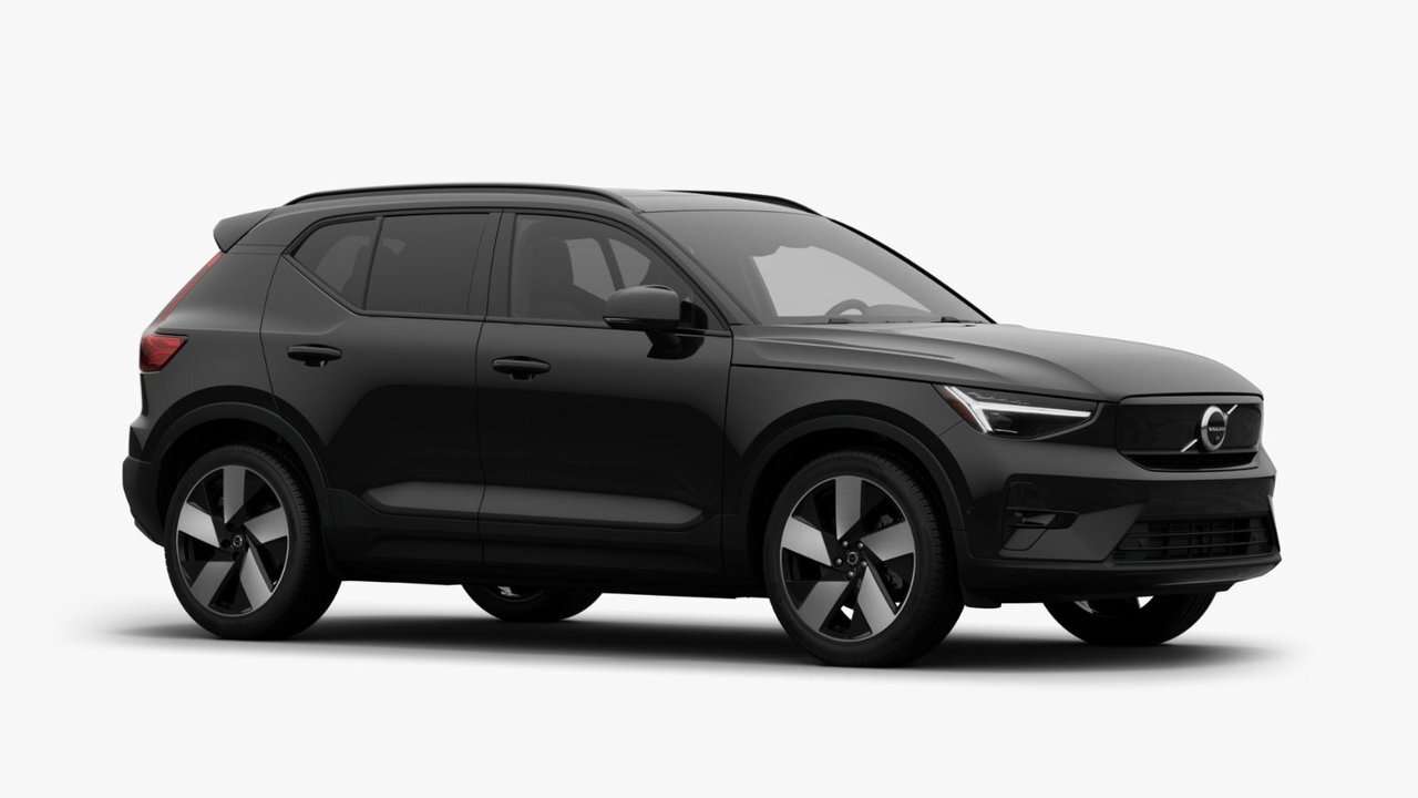 2024 Volvo XC40 RWD Plus Accident-Free | Low Mileage | Pixel Headl thumb 6