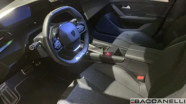 Peugeot 408 view 10