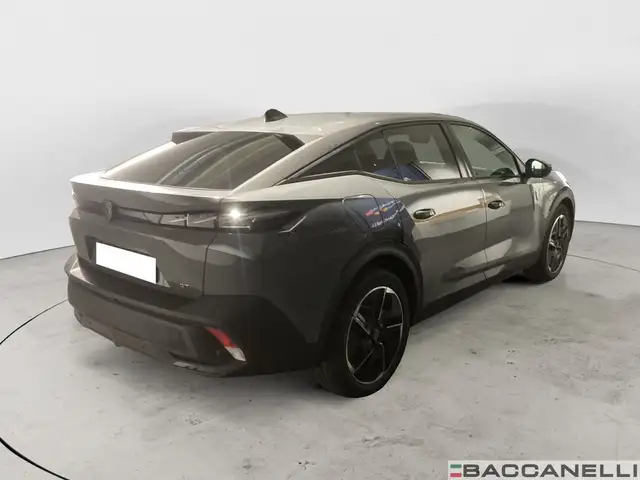 Peugeot 408 view 4