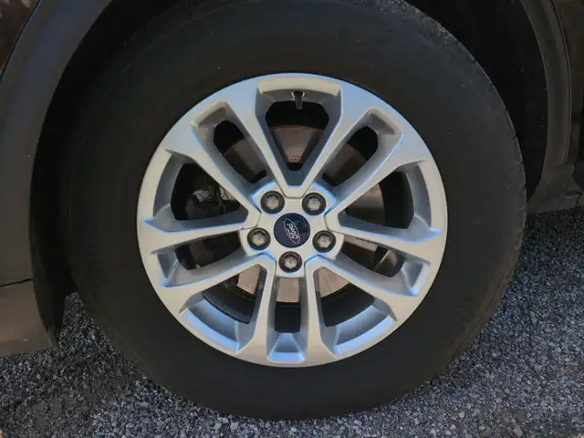 Ford Kuga view 9