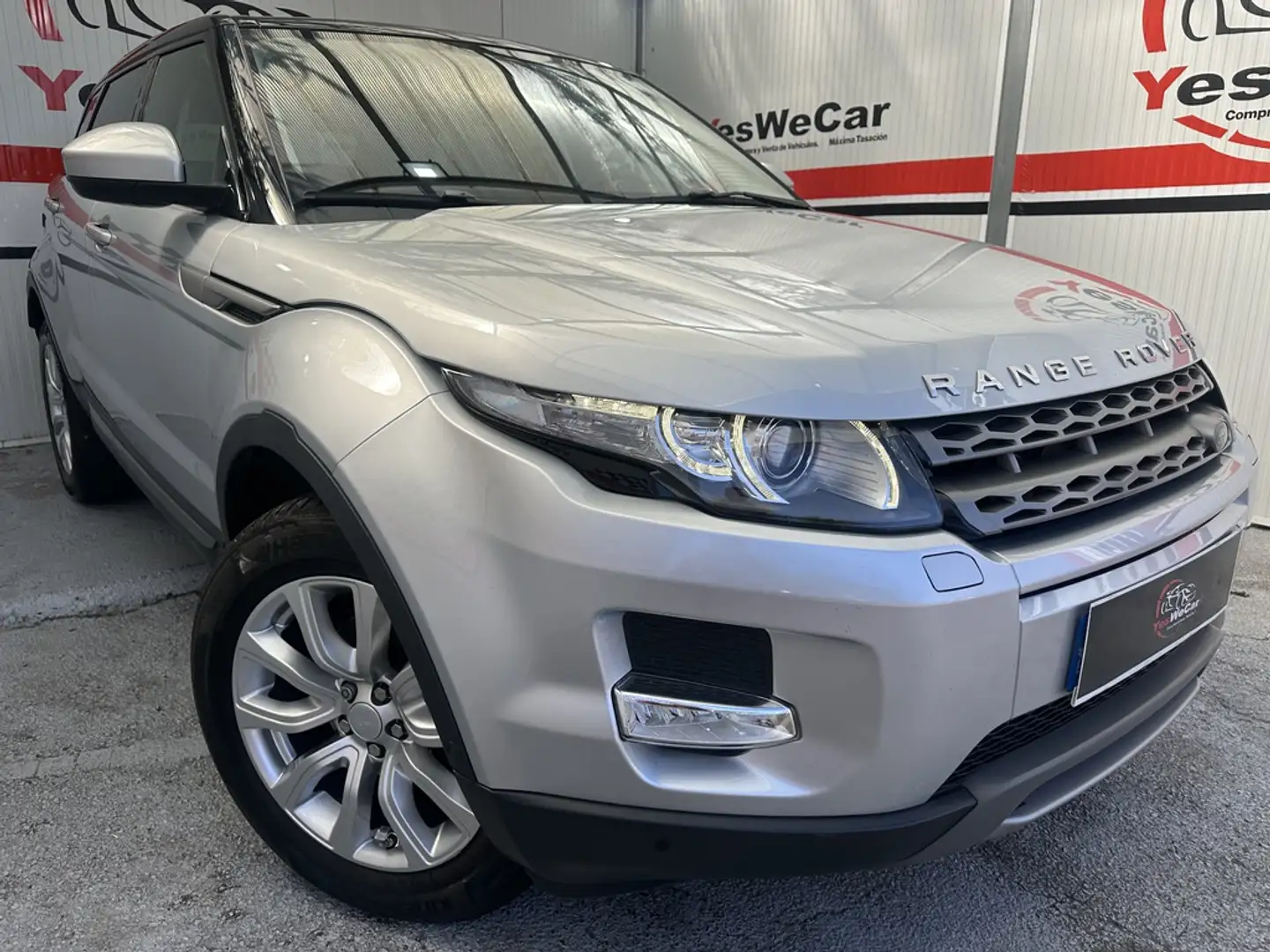 Land Rover Range Rover Evoque 2.2L TD4 Pure Tech 4x4 Aut. Grigio - 1
