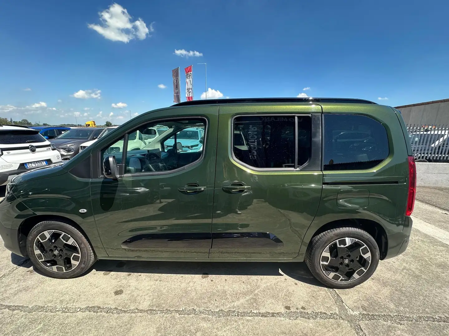 Fiat Doblo Doblò 1.5 BlueHdi 130 CV PC Magic Top Verde - 2