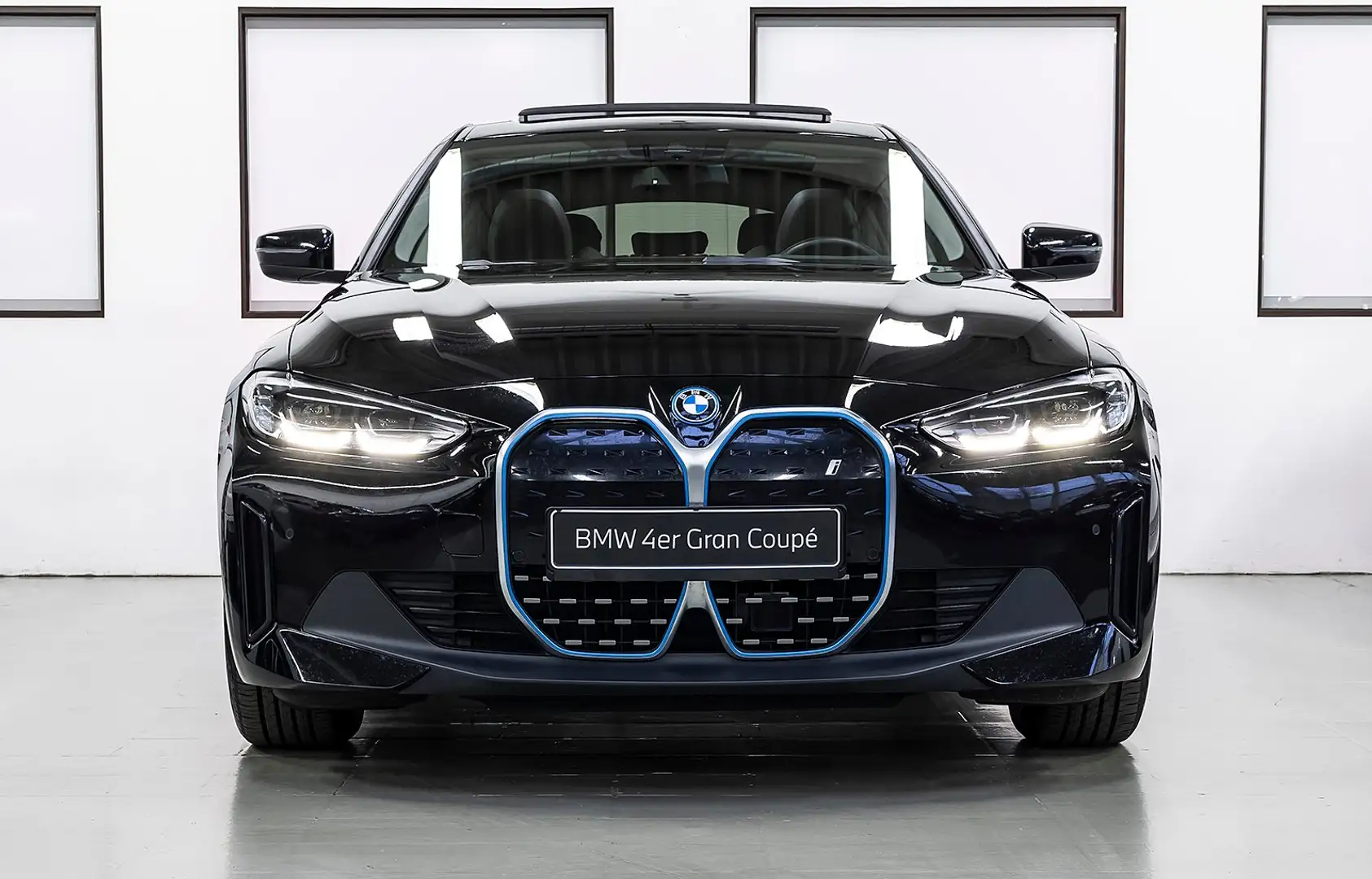 BMW i4 eDrive40 Gran Coupe LED LCP HUD AG+ACC KAM PAN DAB Schwarz - 2