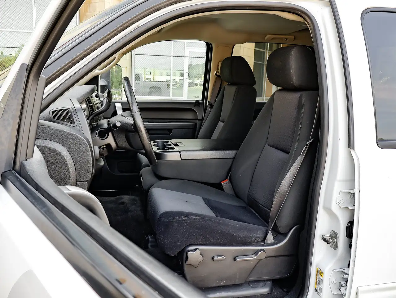 Chevrolet Silverado 1500 снимка Chevrolet Silverado 1500