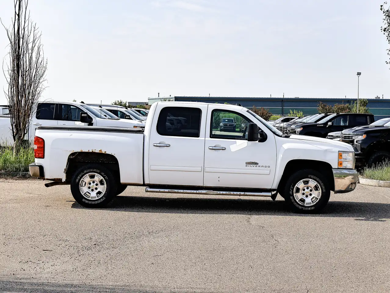 Chevrolet Silverado 1500 снимка Chevrolet Silverado 1500