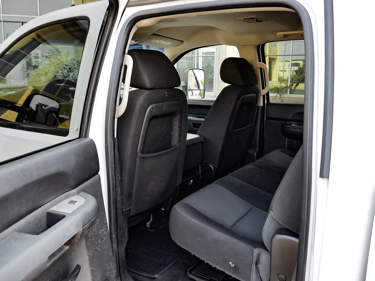 Chevrolet Silverado 1500 снимка Chevrolet Silverado 1500
