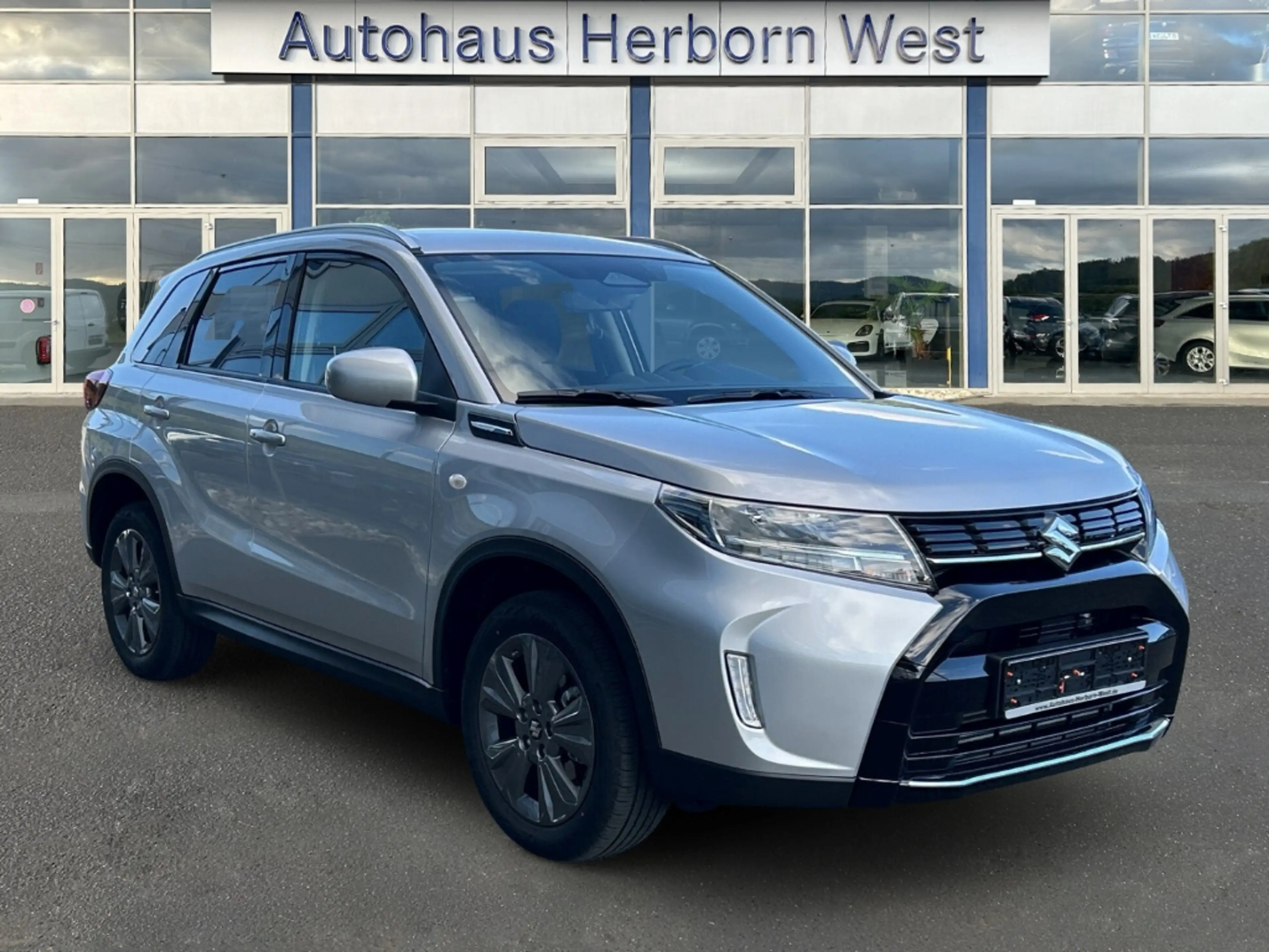 Suzuki Vitara 1.4GL+ Mild Hybrid 48V LED Navi RFK LM 17 SHZ Blue — photo 2