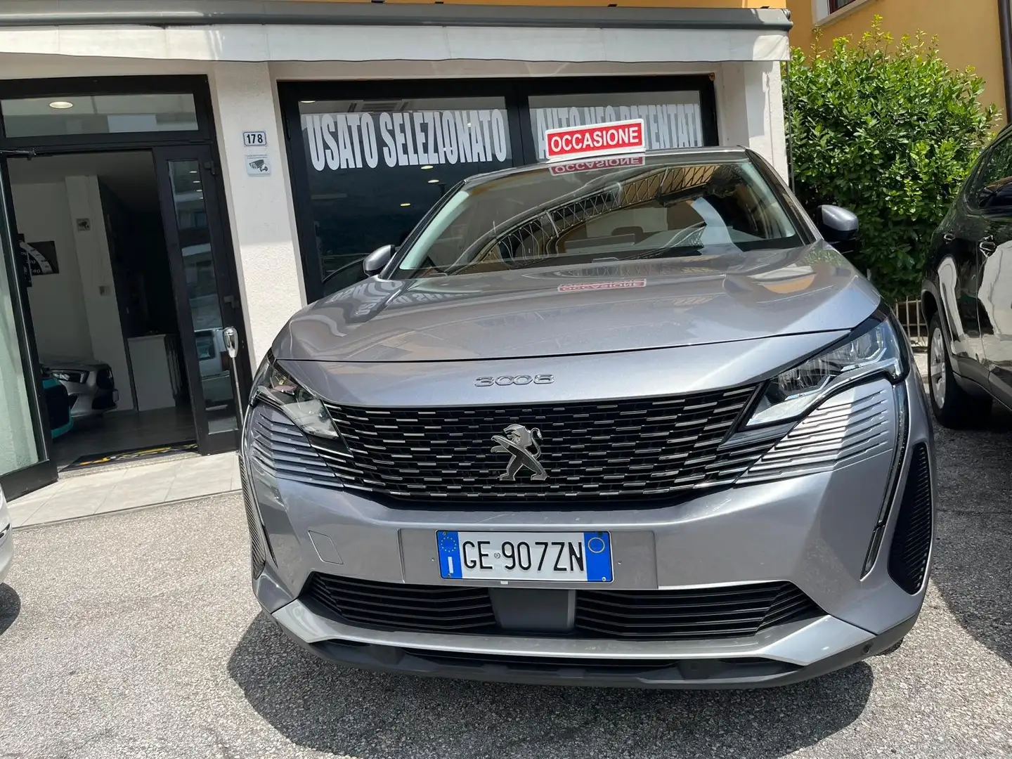 Peugeot 3008 3008 II 2021 1.5 bluehdi Active Business s Argento - 2