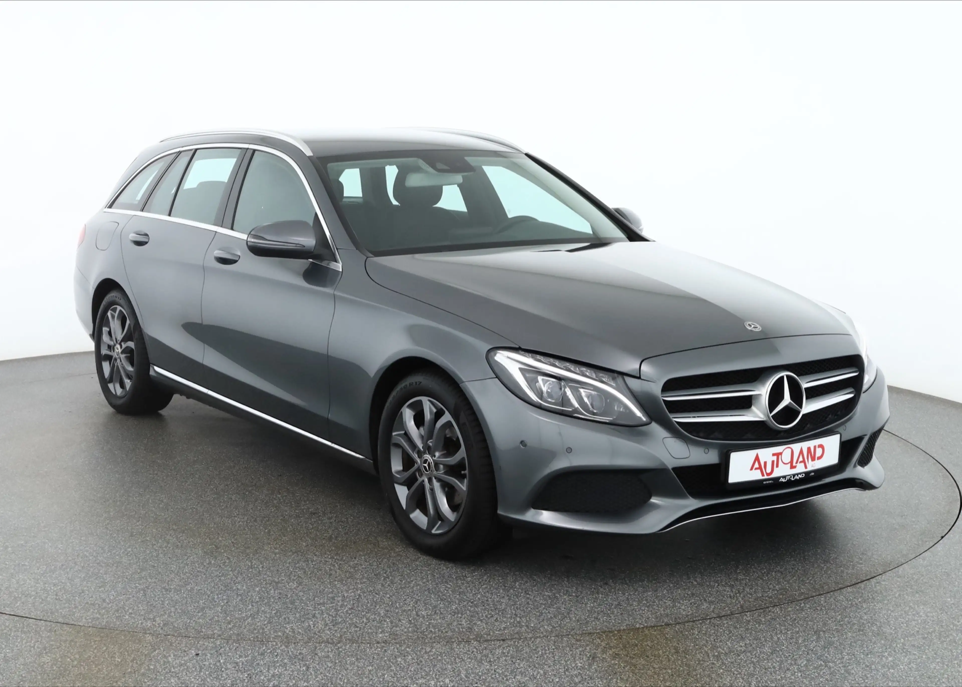 Mercedes-Benz C 180 C180 T Avantgarde LED Navi Sitzheizung Tempomat — photo 7