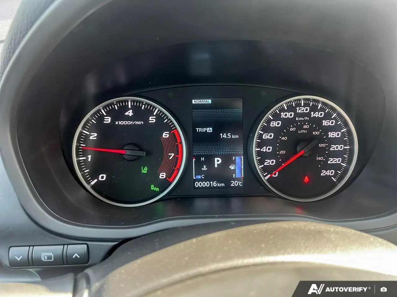 Mitsubishi Eclipse Cross снимка Mitsubishi Eclipse Cross