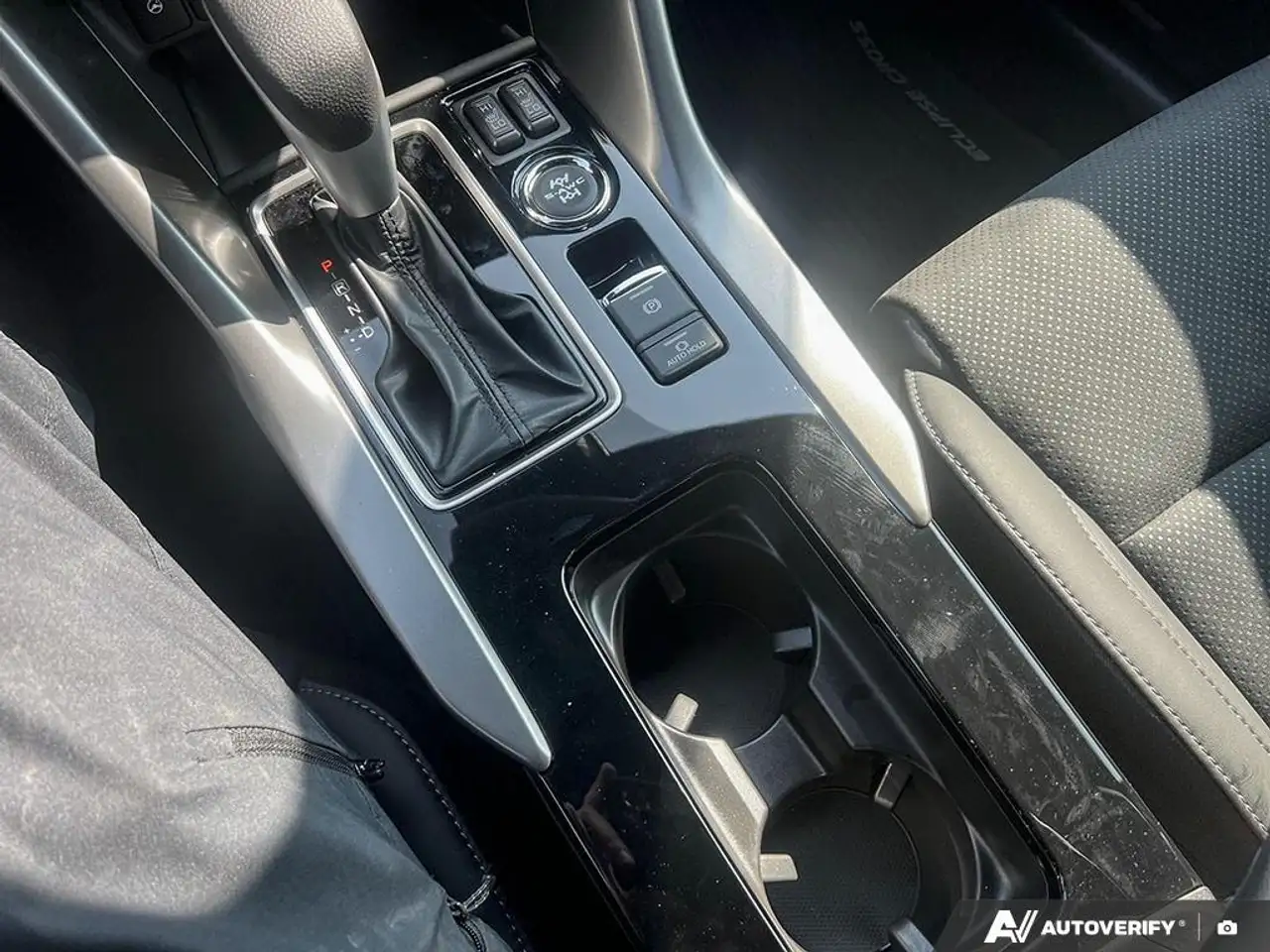 Mitsubishi Eclipse Cross снимка Mitsubishi Eclipse Cross
