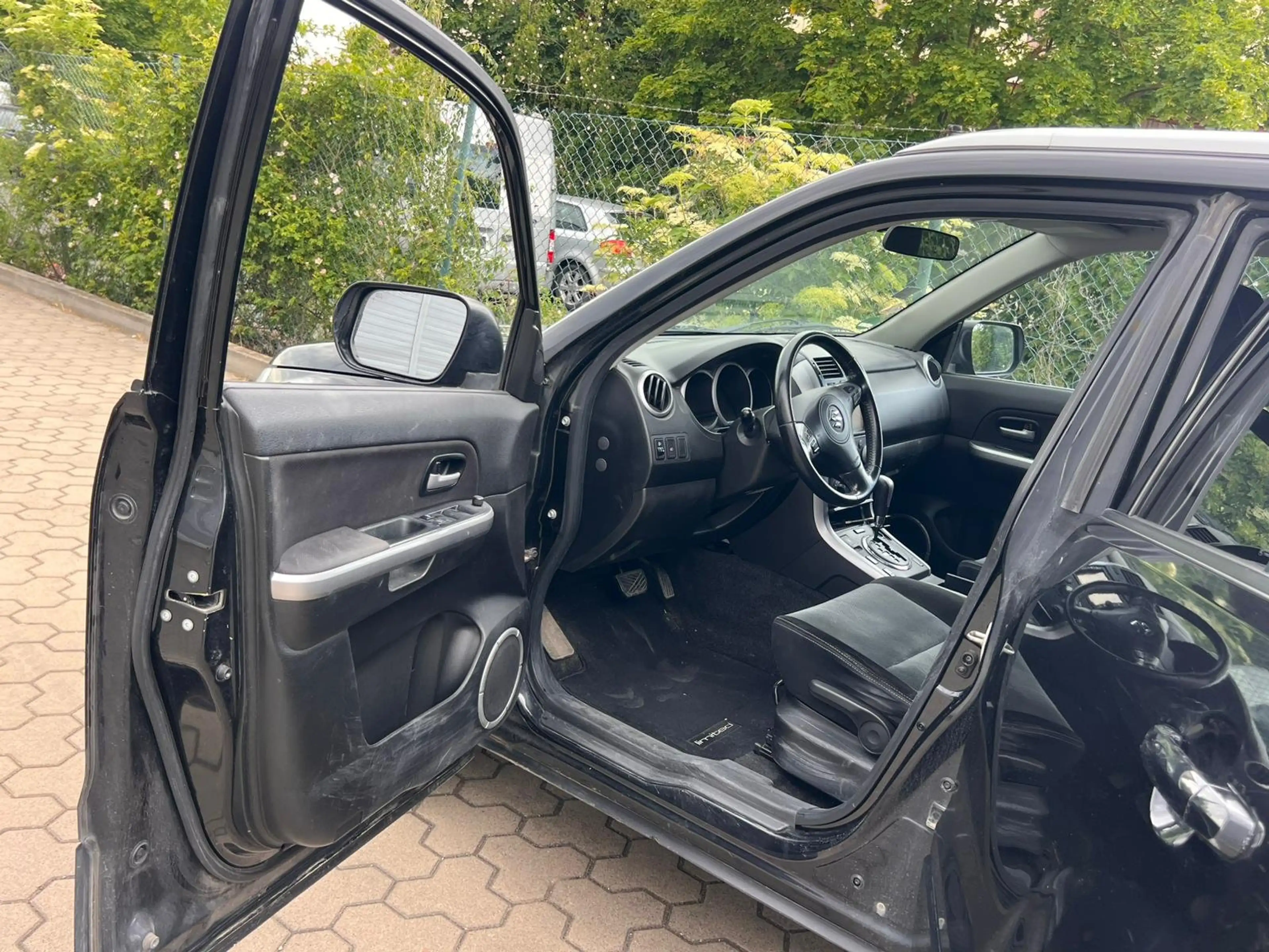 Suzuki Grand Vitara 2.4 VVT Club Automatik Allrad — photo 9