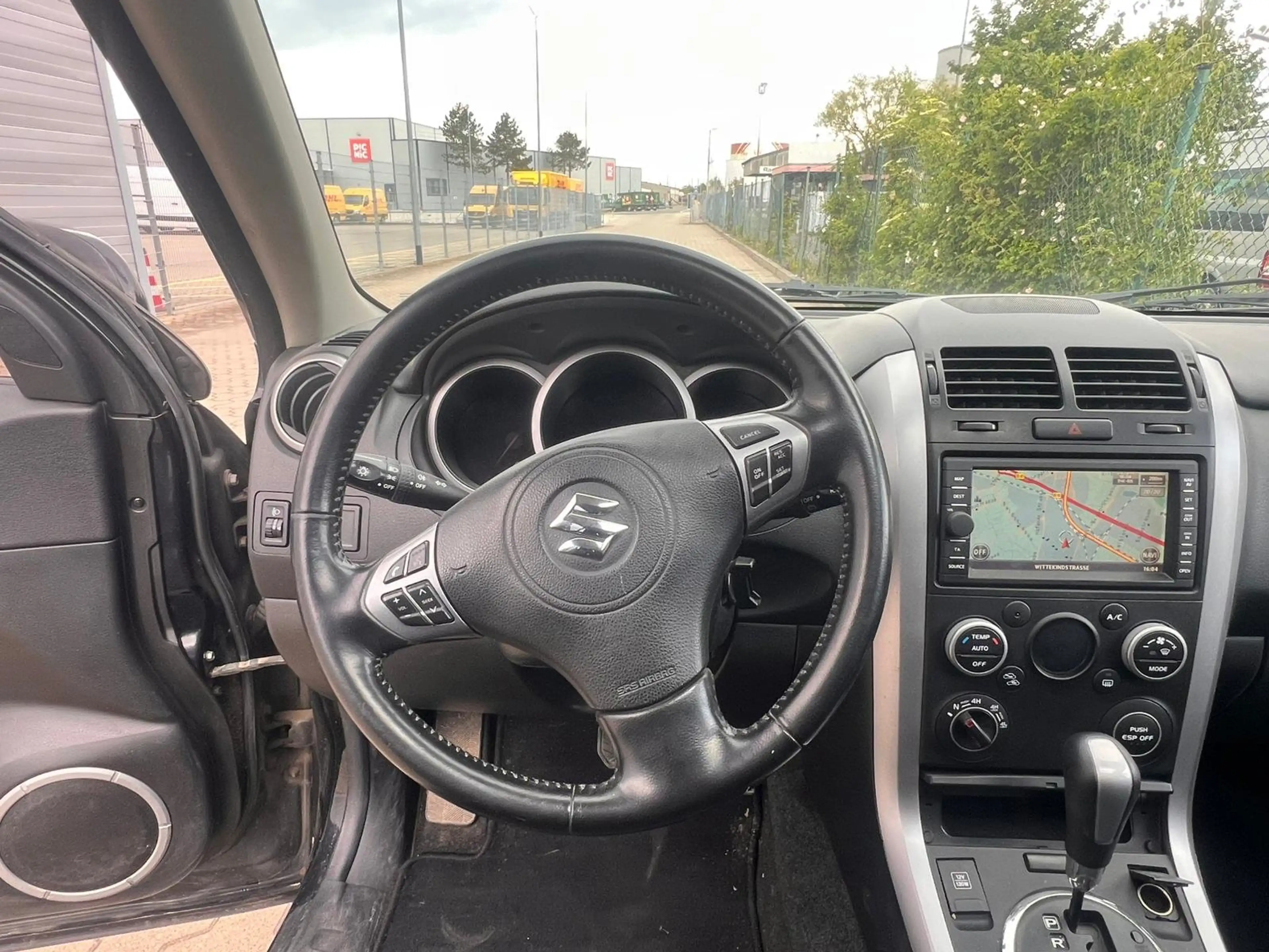 Suzuki Grand Vitara 2.4 VVT Club Automatik Allrad — photo 15