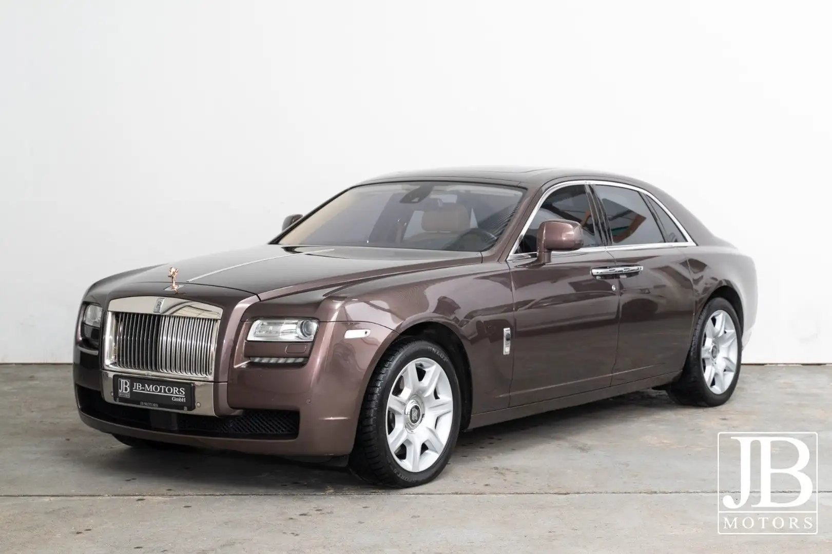Rolls-Royce Ghost Brown - 1