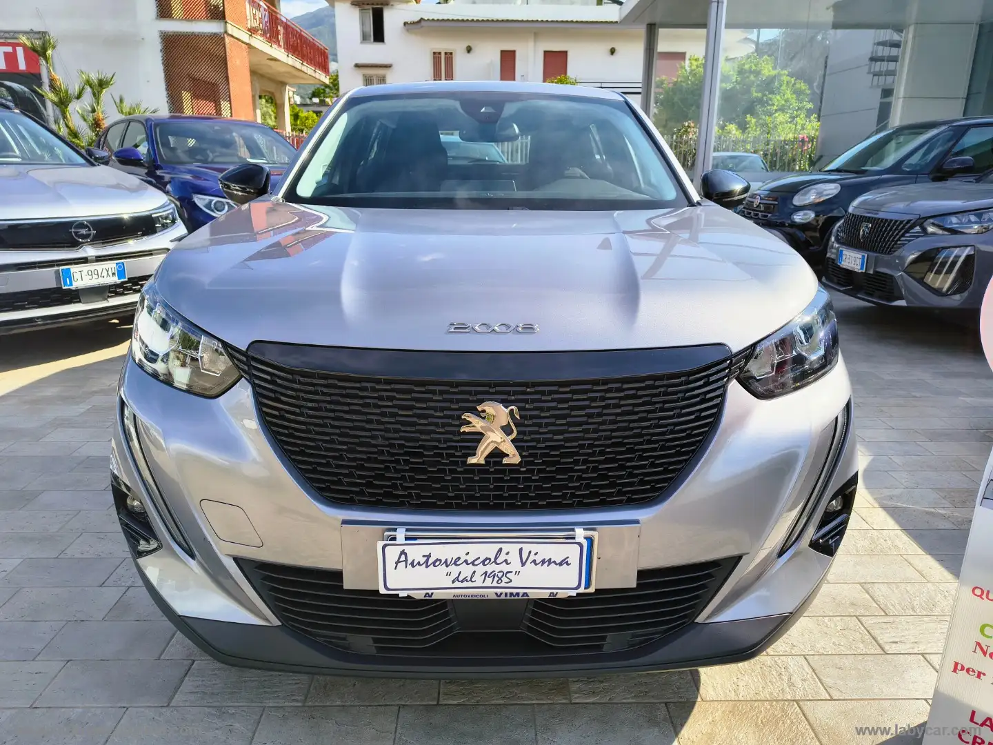 Peugeot 2008 BlueHDi 110 S&S Active Pack Gris - 2