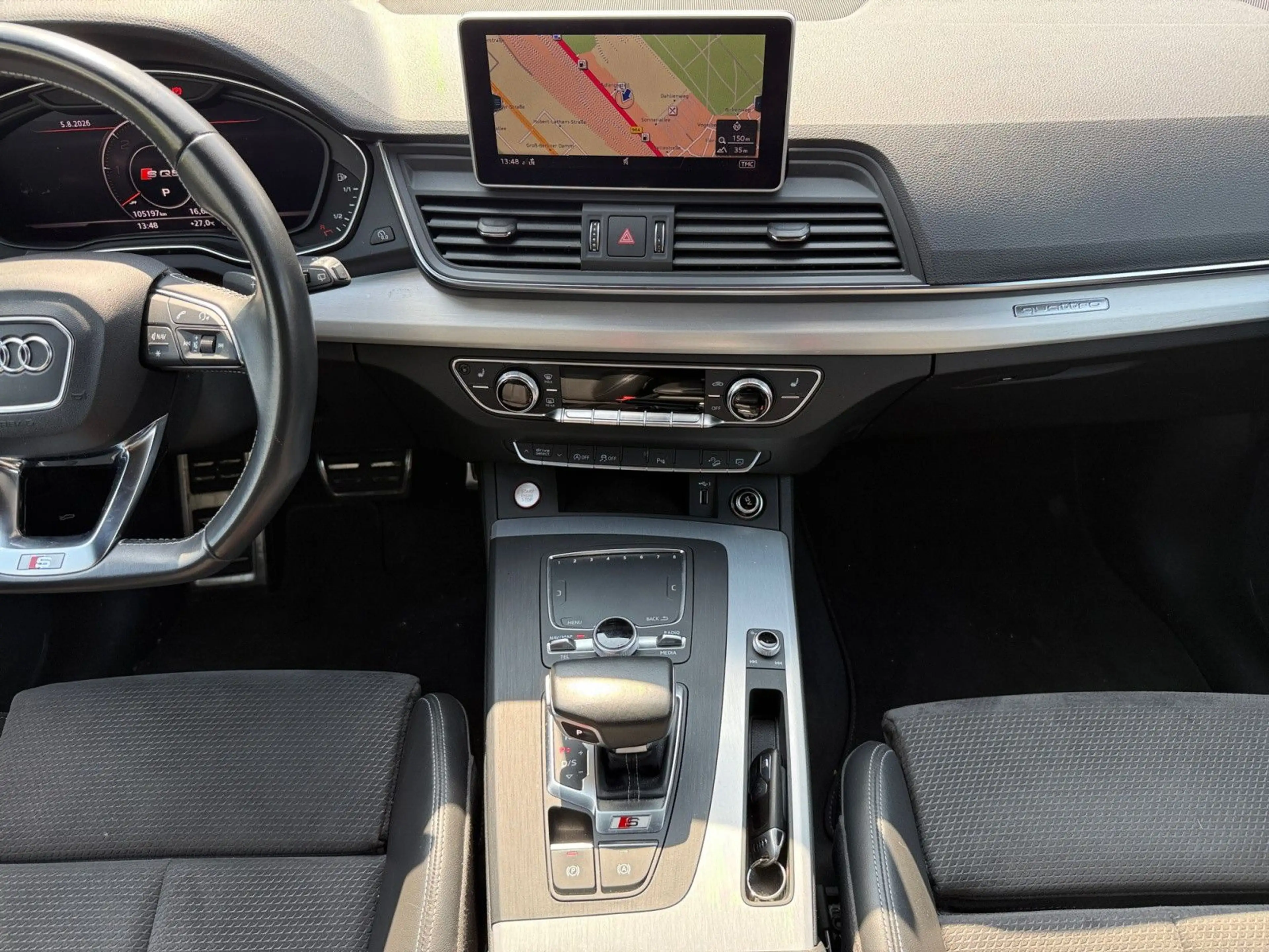Audi SQ5 3.0 TDI quattro — photo 14