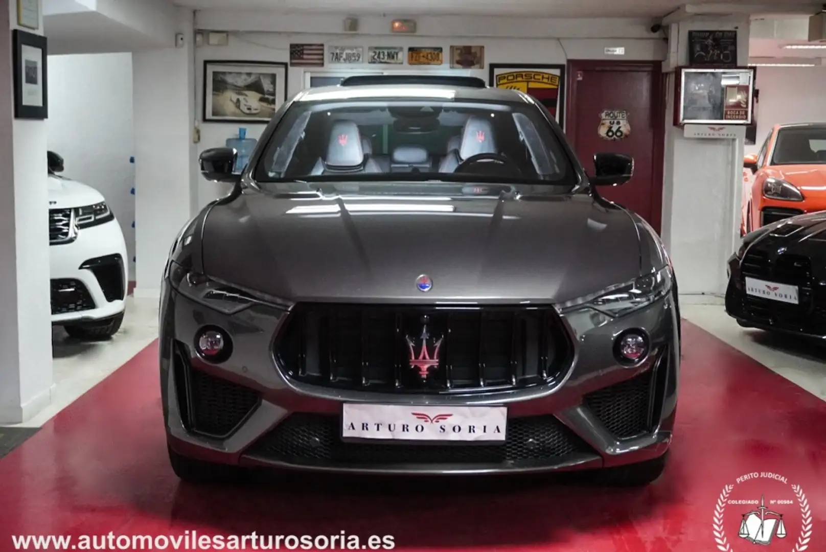 Maserati Levante 580 Trofeo Aut. Gris - 2