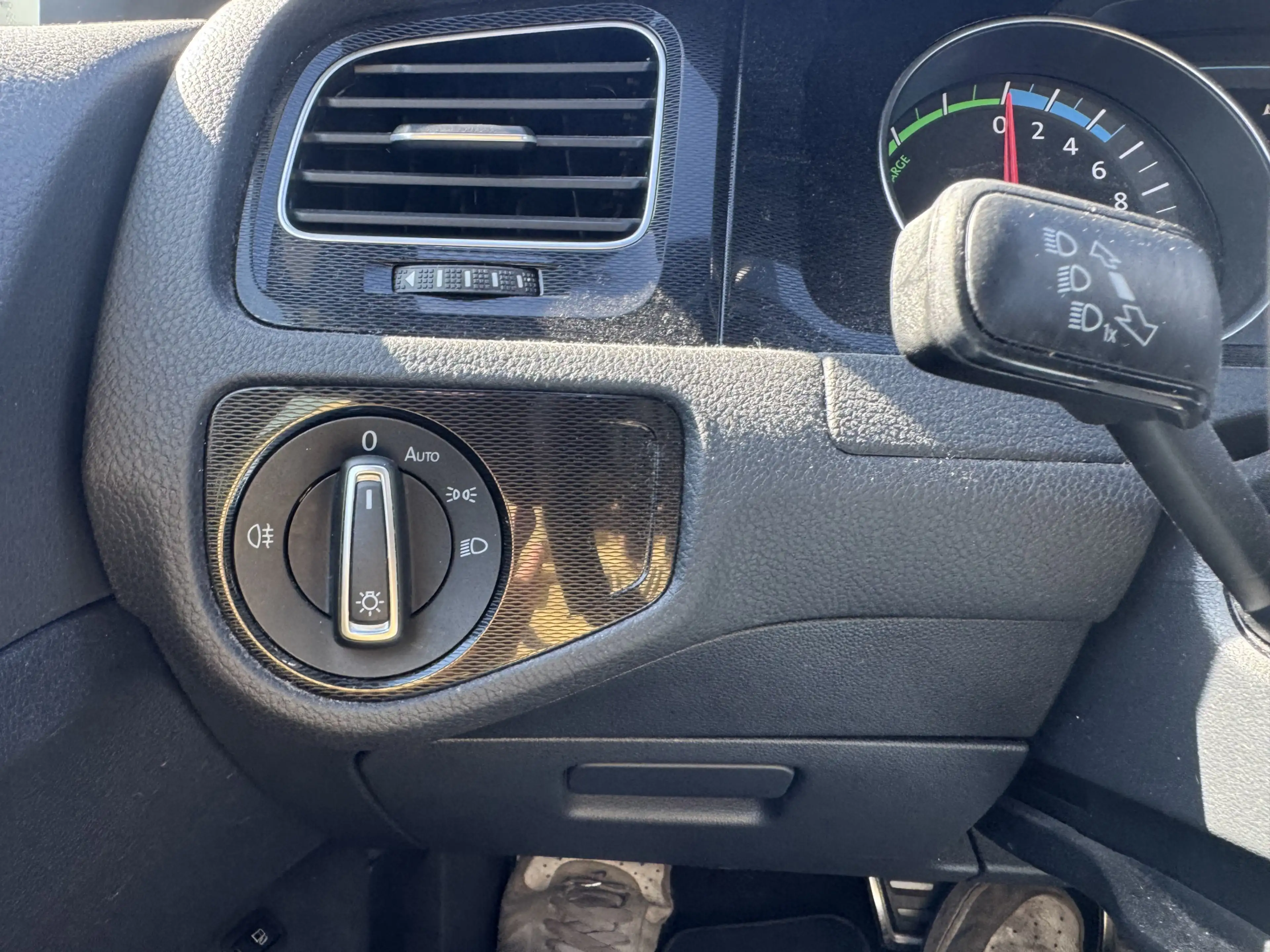 Volkswagen Golf GTE 1.4 TSI B — photo 13