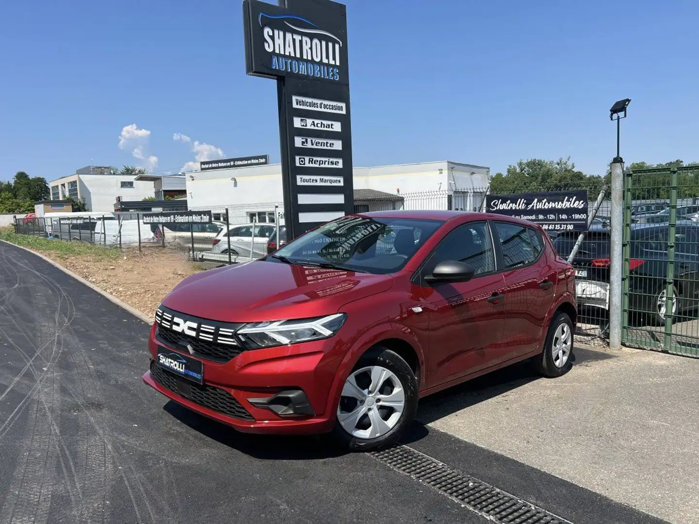Dacia Sandero III (BJI) 1.0 SCe 65ch 4cv 1erMain An2023 / 5.000Kms Rood - 1