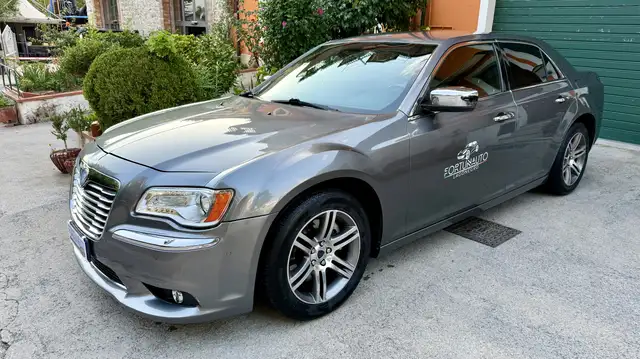 Lancia Thema 3.0 V6 mjt II Platinum 190cv auto