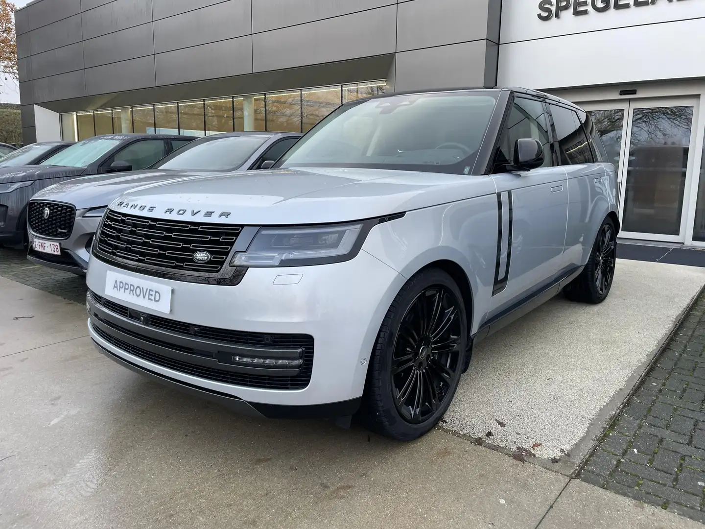 Land Rover Range Rover SWB P550e Autobiography Argent - 1