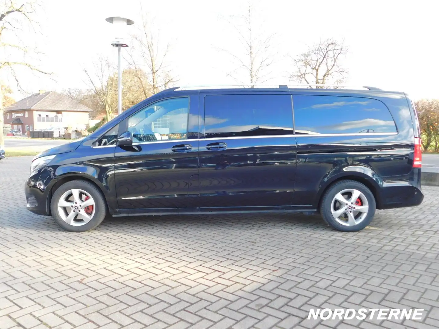 Mercedes-Benz V 250 V 250 d AVANTGARDE Extralang+KAMERA+LED+AHK+NAVI Black - 2