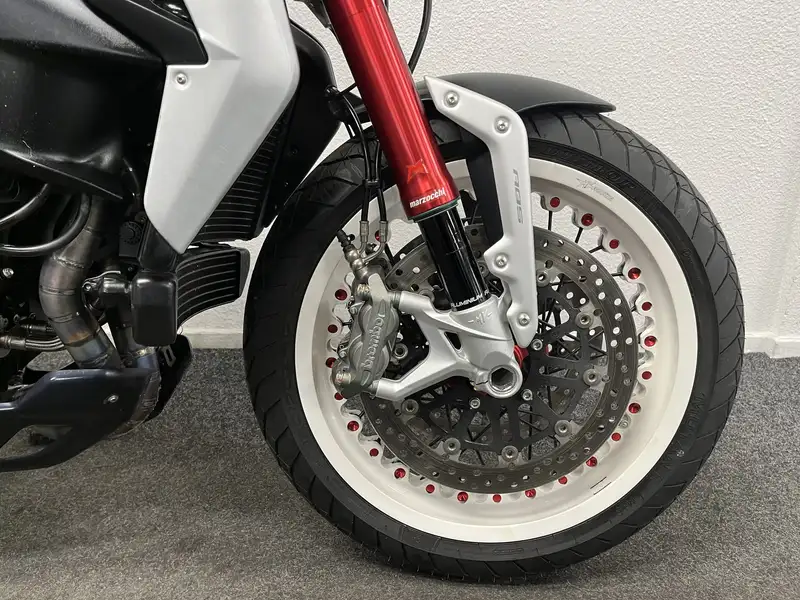 MV Agusta Dragster - foto 3