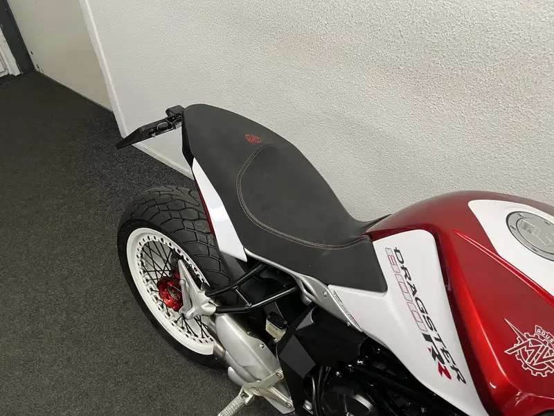 MV Agusta Dragster - foto 7