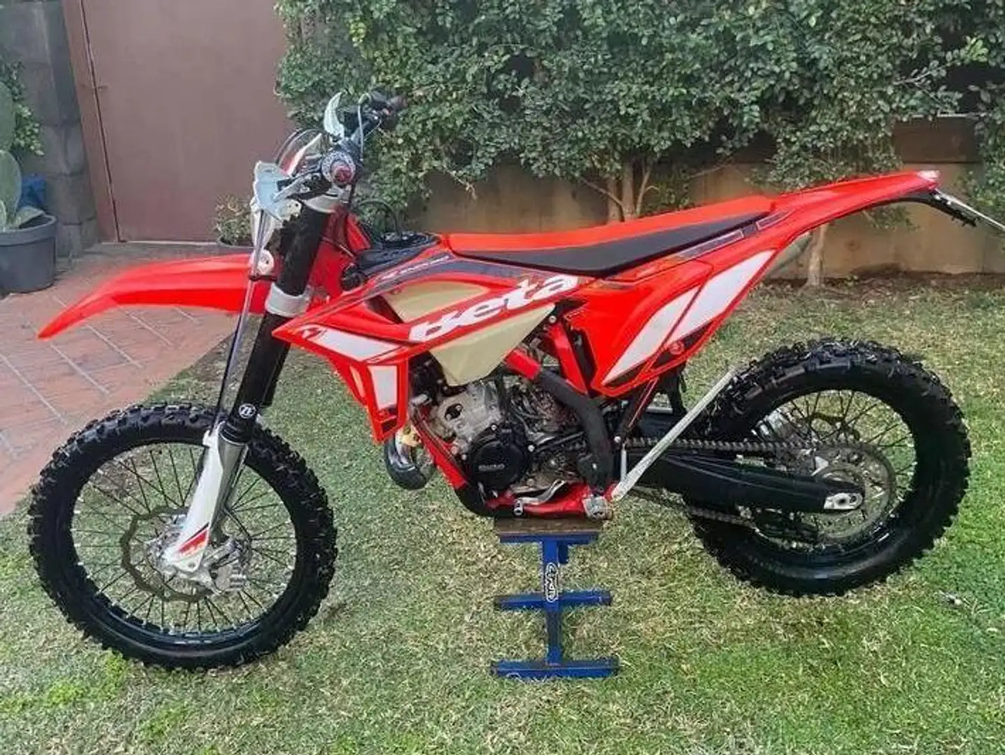 Beta R 125 Czerwony - 1