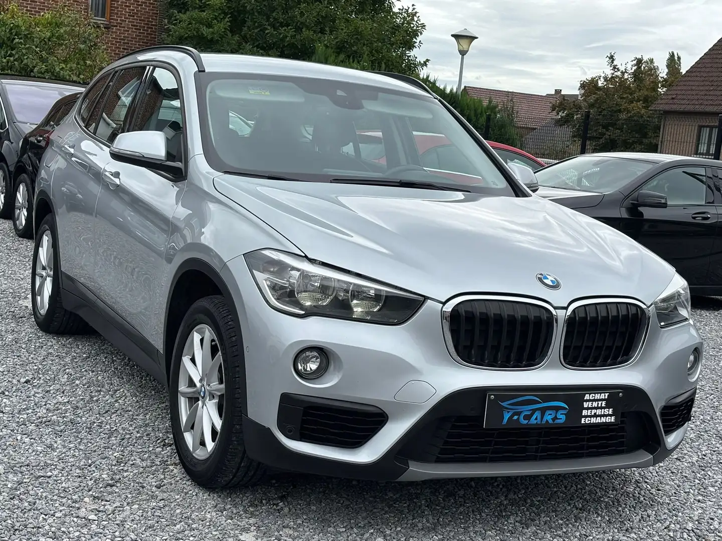 BMW X1 1.5D //S DRIVE 16D//SPORT//FACE LIFT GARANTIE Grijs - 1