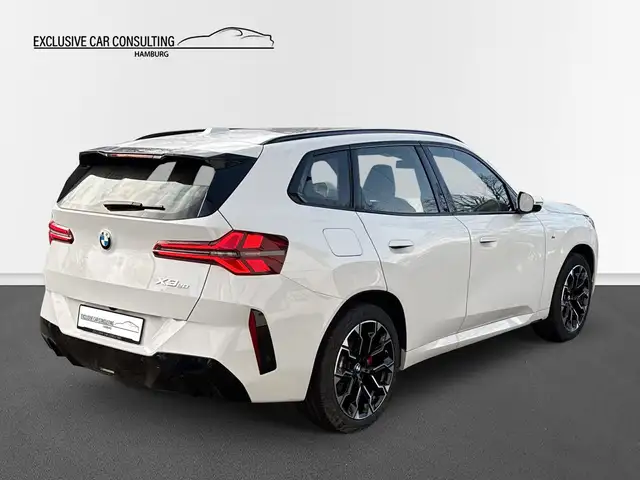 BMW X3 view 6