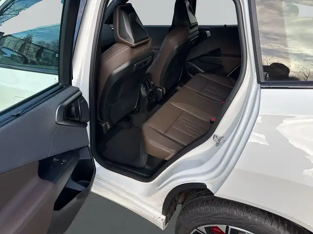 BMW X3 view 10